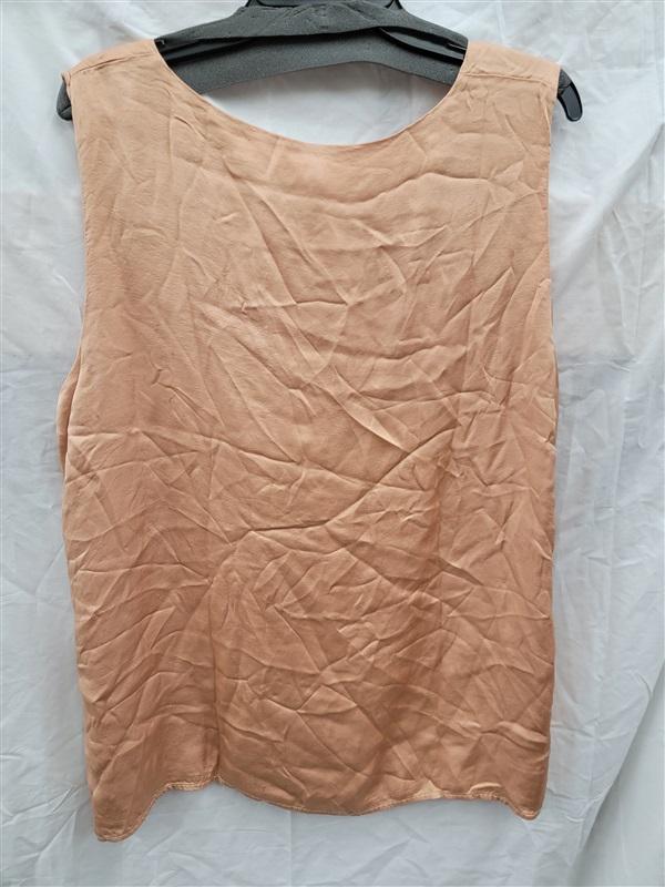 NWOTD Hello Nite XL V Neck Golden Peach Silky Tank Top 122717