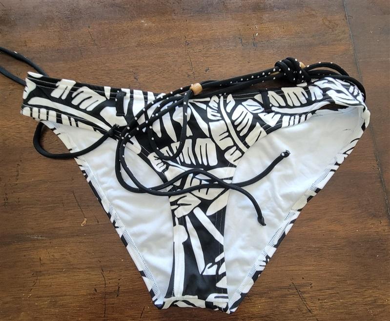 NWOT O'Neill M Black White Tropical Belted Bikini Swim Bottom 122770