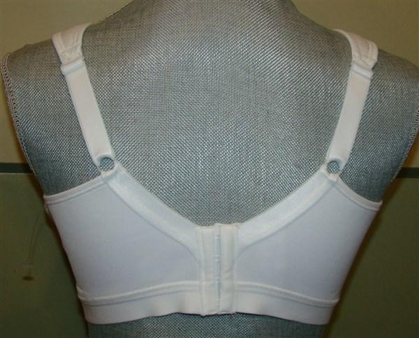 NWOT Playtex 38B 18 Hour Support Active Lifestyle Wireless Bra 4159 White 122779