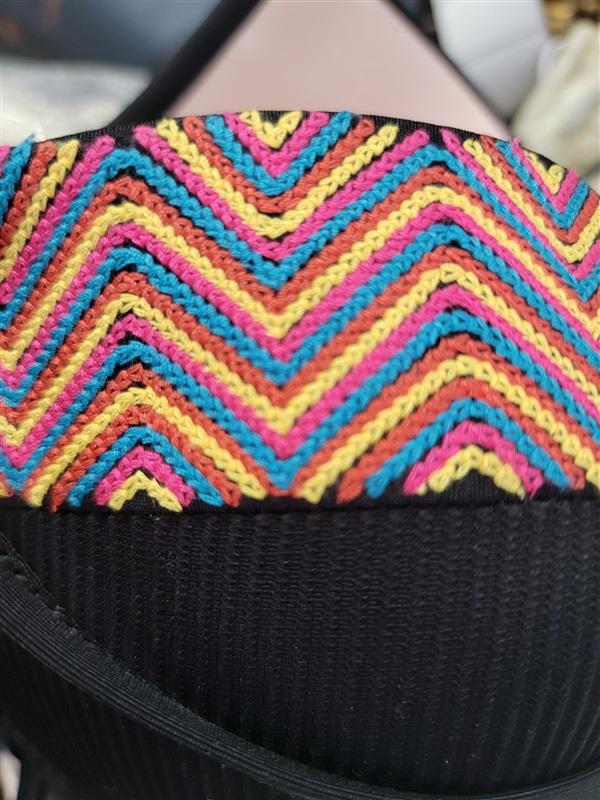 NWOT Shade & Shore Ribbed 36C Black Tribal Pattern Swim Top 122811