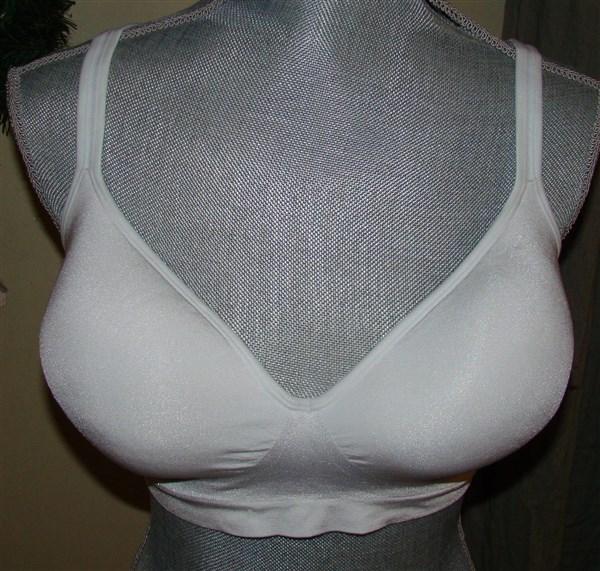 NWT Maidenform L Comfort Devotion Seamless Foam Wirefree Bra 9432 White 122865