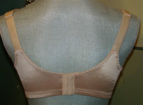 NWOT Bali 38B Double Support Wireless Bra 3820 Beige 122928