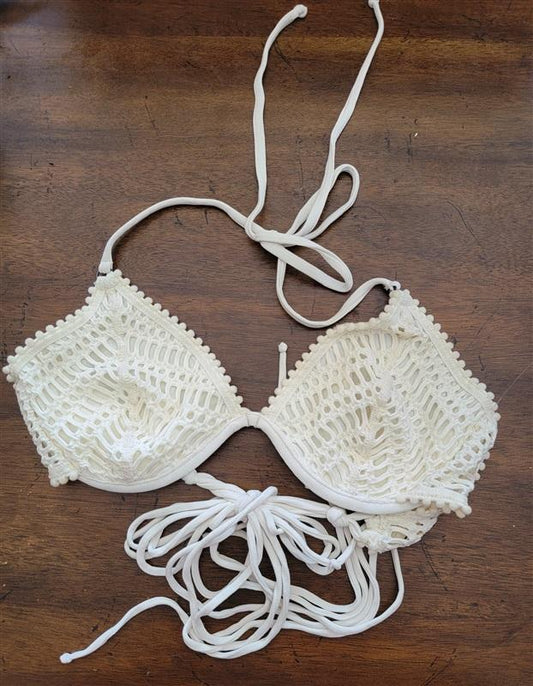 NWOT Robin Piccone M Ivory Crochet Underwired Bikini Swim Top 123007