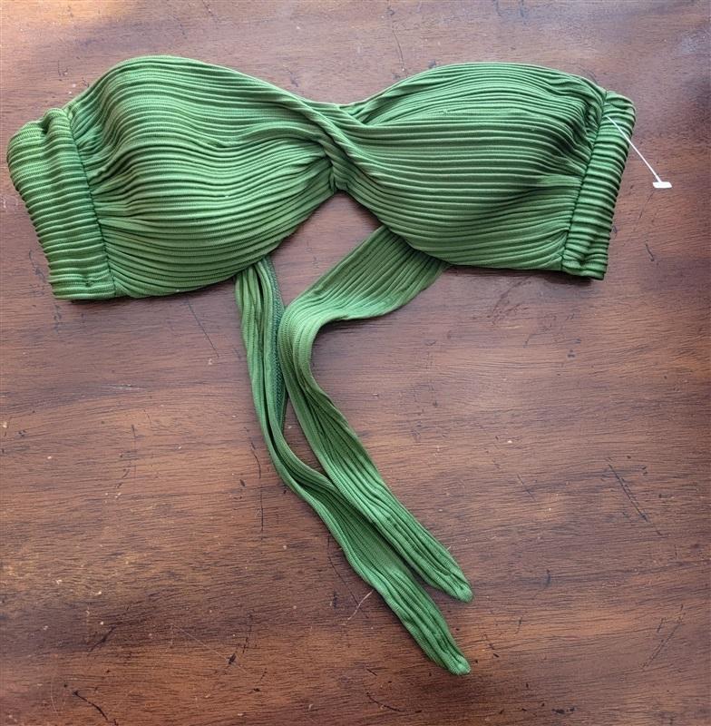 NWOT Robin Piccone XS Lily Bandeau Bikini Swim Top Green 123041