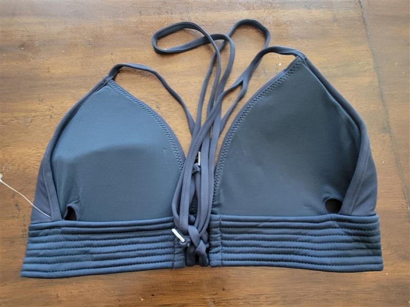 NWOT Seafolly 2 USA Basic Quilted Fixed Tri Bikini Swim Top Black 123070