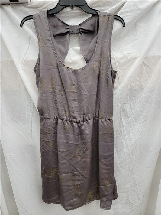 NWOT Glam Boutique SMALL Pewter & Gold Bow Back Shift Dress 123085
