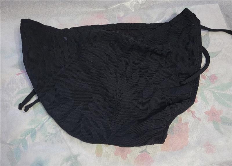 NWOT Robin Piccone Sadie M leaf Side-Tie Stitch Full Bikini Swim Bottom 123090