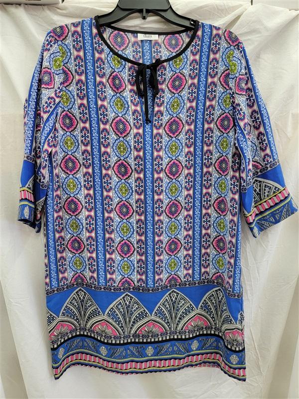 NWOT Glam Boutique SMALL Medallion Blue Pink Keyhole Front Shift Dress 123113