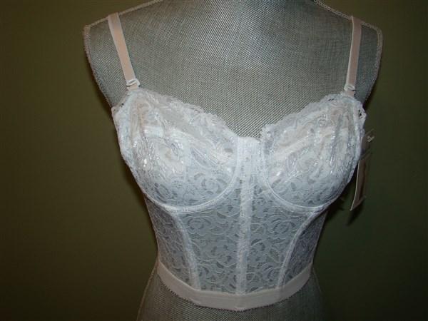 NWT Beauty Bra 34C Low Plunge Lace BS7002 White Long Line Strapless 123177