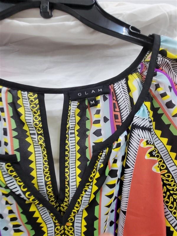 NWOT Glam Boutique M Ikat Key Hole Shift Dress 123235