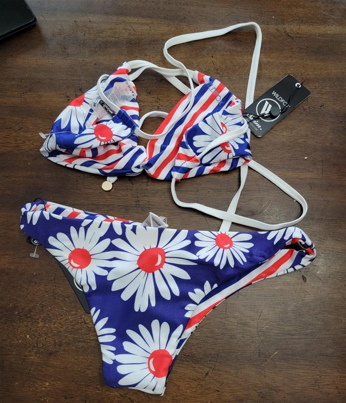 NWT Wildfox Reversible Daisy & Stripe Bikini Swim Set 123467
