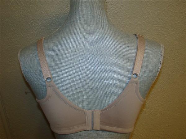 NWOT Vanity Fair Bra 40D Beauty Back Smoother Lace 76382 Full-Fig Taupe 123521