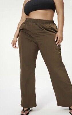 NWT Good American Medium Wide Leg Track Pants Mocha 123642