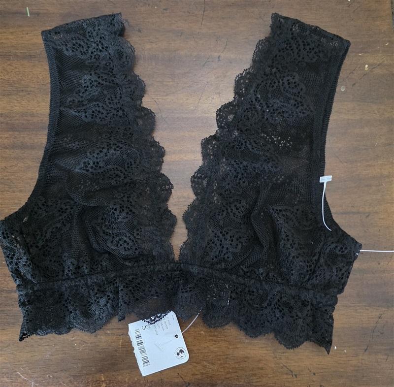 NWT Intimately Free People Only Hearts S SO FINE Lace Bralette Black 124013