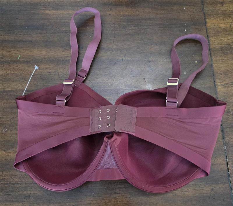NWOTD CUUP 32H The Demi Modern T Shirt Wine Burgundy Bra 124016