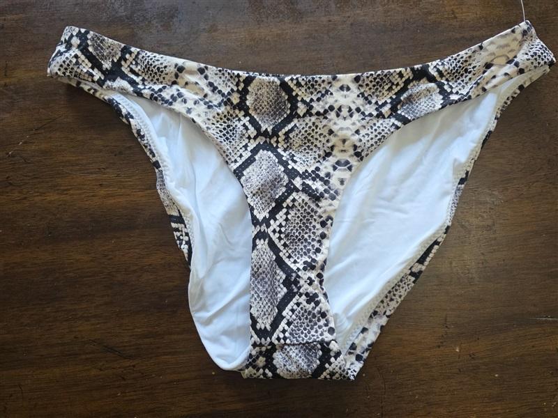 NWT Aqua Swim M Snake Print Bikini Bottom Swimsuit 124072