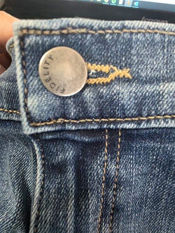 NWOT Fidelity 26 Axl Distressed Skinny Jeans Blue 124161