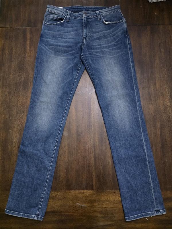 NWOT Joe's 31 Micah Straight Leg Distressed Blue Jeans 124189