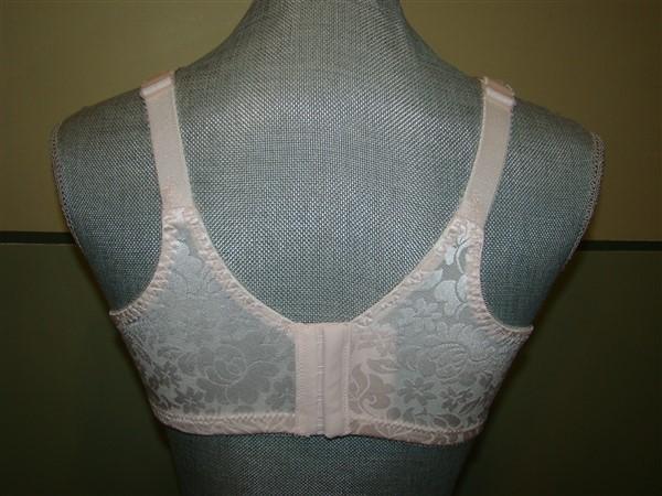 NWOT Bali 42DD Double Support Spa Closure Bra 3372 White 124244