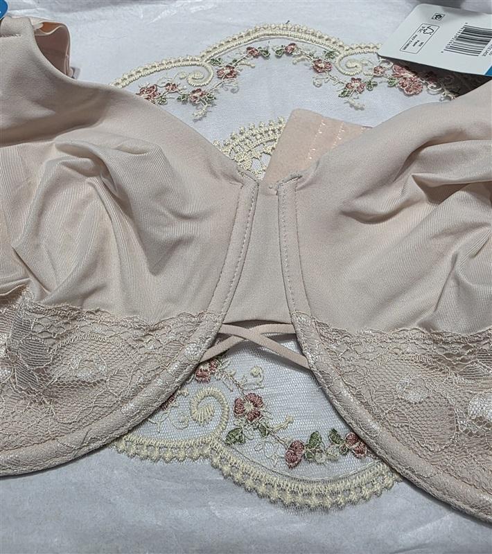 NWT Vanity Fair 44DDD Radiant Back Smoothing Underwire Bra Pink 124474