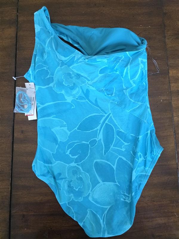 NWT Carmen Marc Valvo 12 1 SHOULDER CUT OUT Twisted Tides Swimsuit 124560