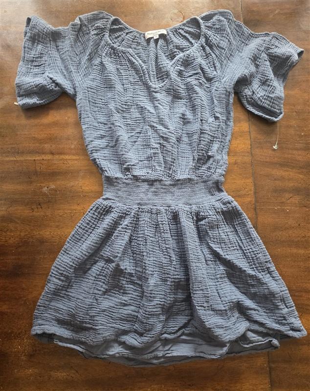 NWOT Michael Stars XS Katelyn Gauze Lace Crinkle Dress Gray V Neck 124806