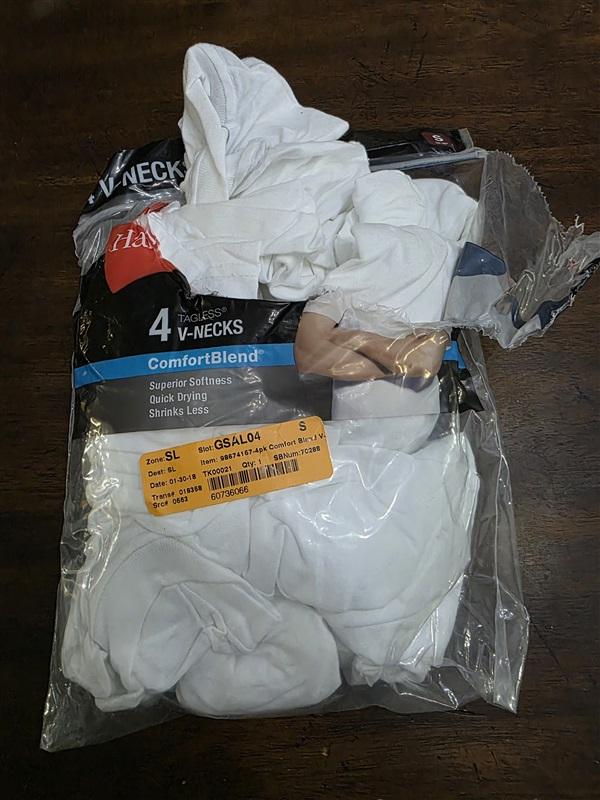 NWTD Hanes S Comfort Blend Tagless 4 Pk V Neck T shirts Undershirt White 124875