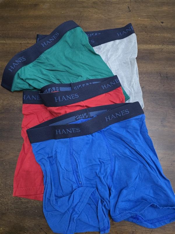 NWOT Hanes M Boy's Ultimate 4pr Boxer Briefs Underwear Tagless 124900