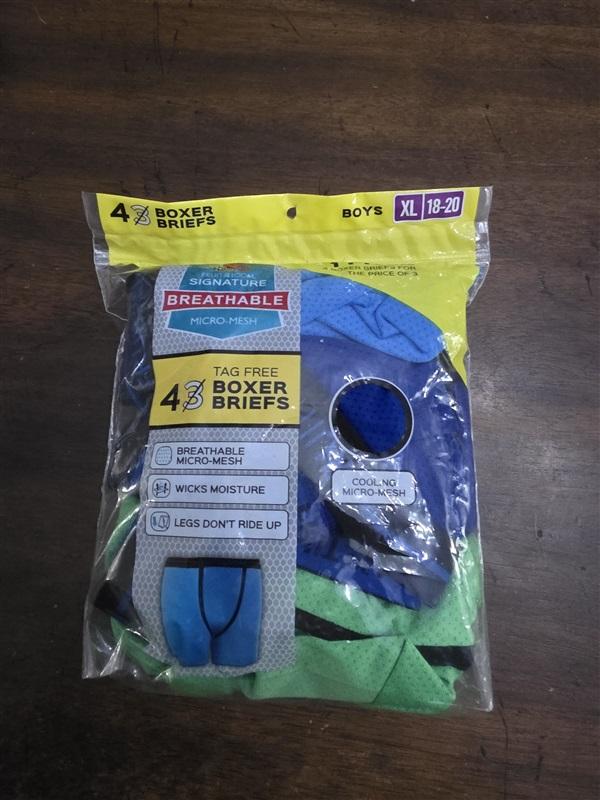 NWTD Fruit of Loom XL Boy's Ultimate 4pr Boxer Briefs Underwear Tagless 124924