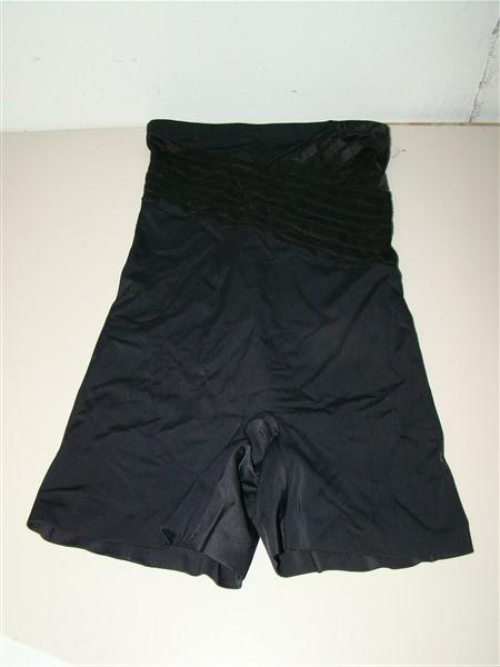 NWOTD ASSETS XL Red Hot SPANX Chic Shapers Glam Firm Control Girl Short 124966