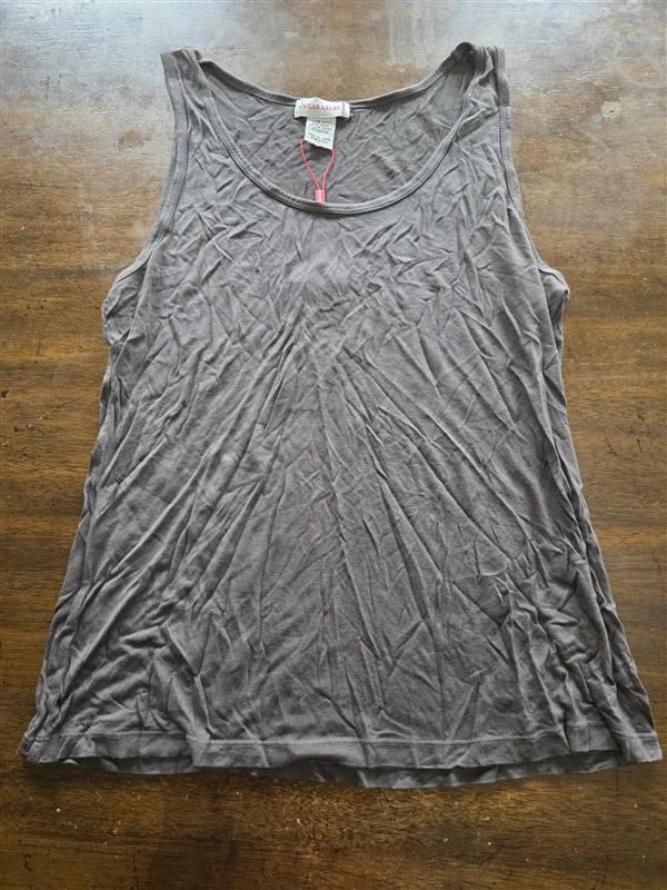 NWT Wearable Scoop Neck Gray Rayon Tank Top 125001