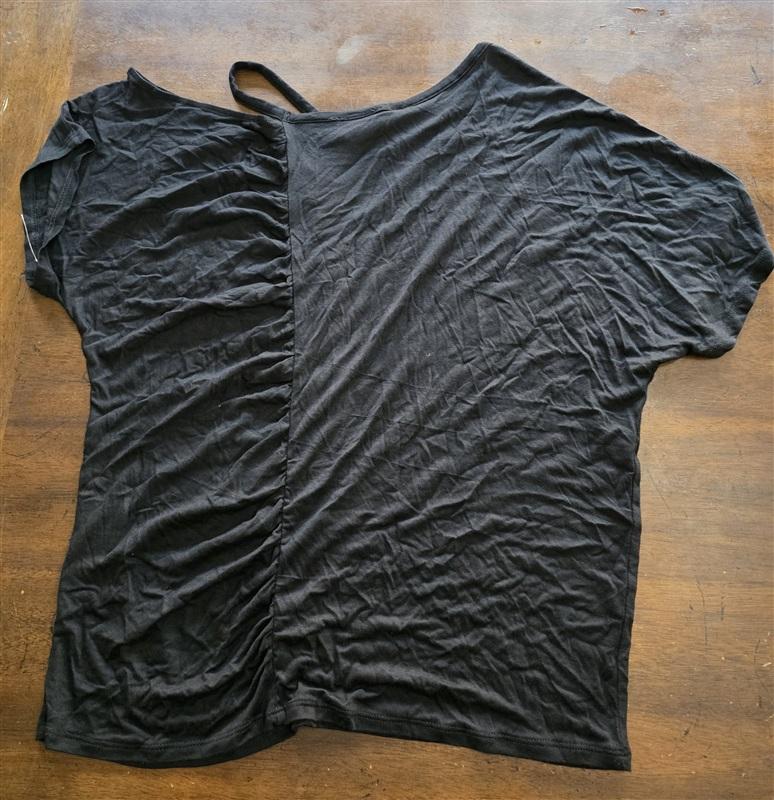 NWOT Heather H by Bordeaux S Split Gathered T-Shirt Black Short Sleeve 125274