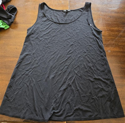 NWOT Eileen Fisher M 100% Silk Jersey Scoop Neck Tank Black 125291