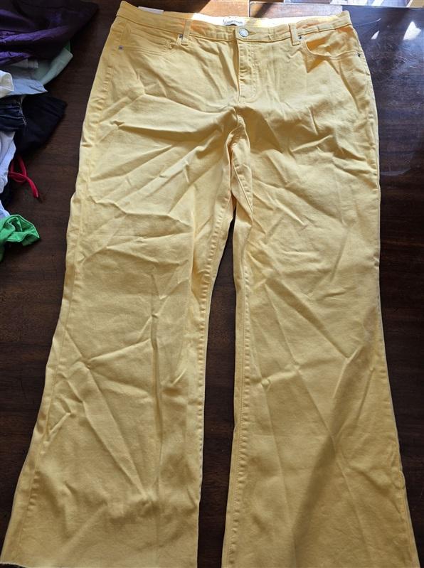 NWT Sneak Peek 16 High Rise Flare Ankle Jeans Yellow 125293