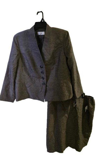 NWT Le Suit 22 Stand Collar 4 Button Jacket & Pencil Skirt Bark Brown 125407