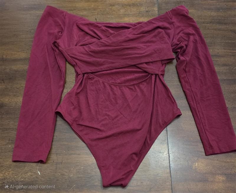 NWOT LUSH L Long Sleeve Bodysuit Off Shoulder Cut Out Sammi 125430