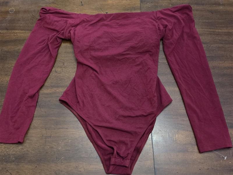 NWOT LUSH L Long Sleeve Bodysuit Off Shoulder Cut Out Sammi 125430