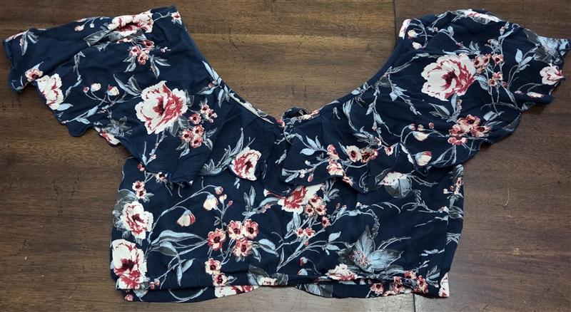 NWT Band of Gypsies M Navy Blush Floral Ruffle Crop Top 125484