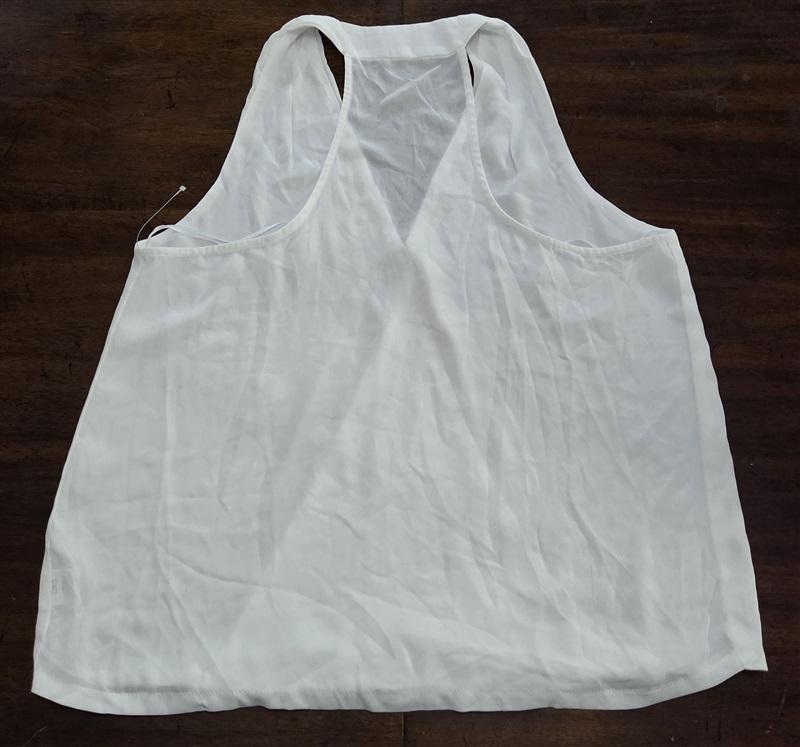 NWOT Krisa M V Neck Surplice White Collared Tank Top 125501