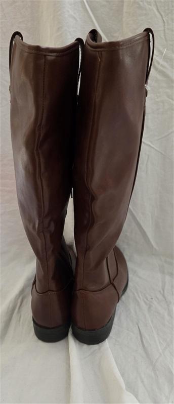 NWOT True Craft 6 Indira Riding Boots Brown Almond Toe 125656