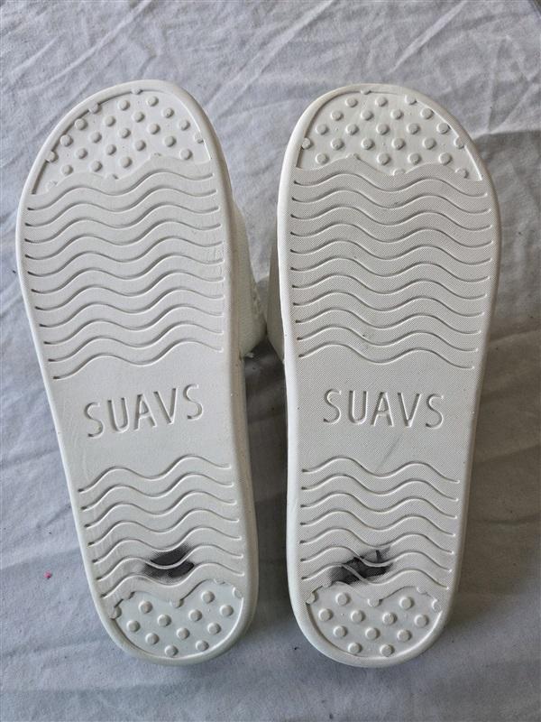 NWOT SUAVS W 11 M 9 The Eddy SLIDE JET "SAND" WHITE FLIP FLOPS SANDALS 125667