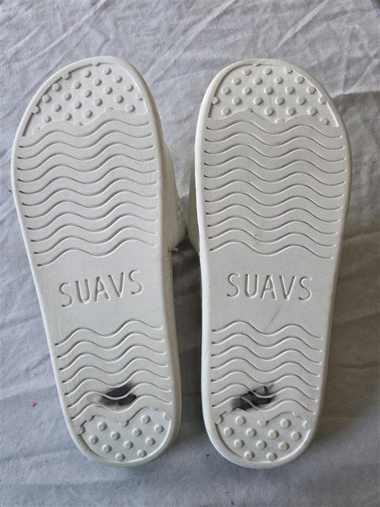 NWOT SUAVS W 11 M 9 The Eddy SLIDE JET "SAND" WHITE FLIP FLOPS SANDALS 125667