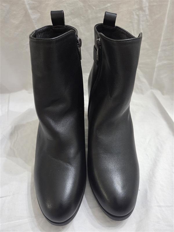 NWOT New York & Company 11 Jamie Women's Ankle Boots Black 125669