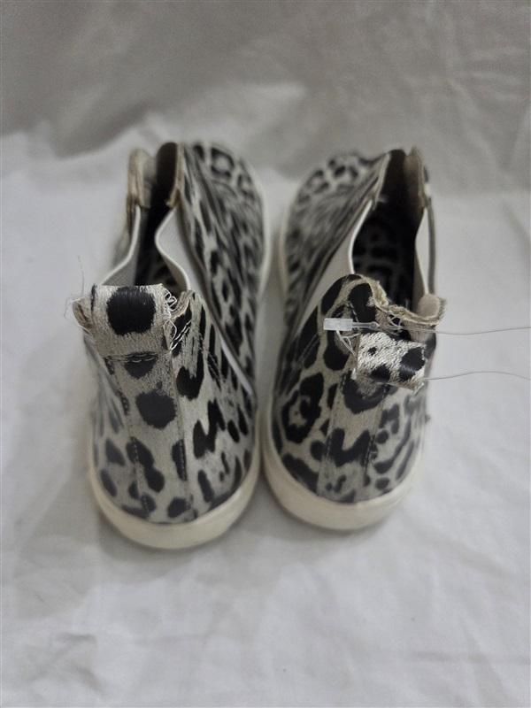 NWOT Coconuts 6 Leopard Wedge Sneaker Ankle Booties 125679