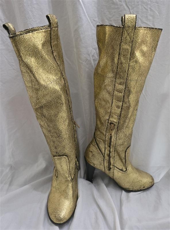 NWOTD Newport News 5.5 Gold Lame High Heel Boots 125702
