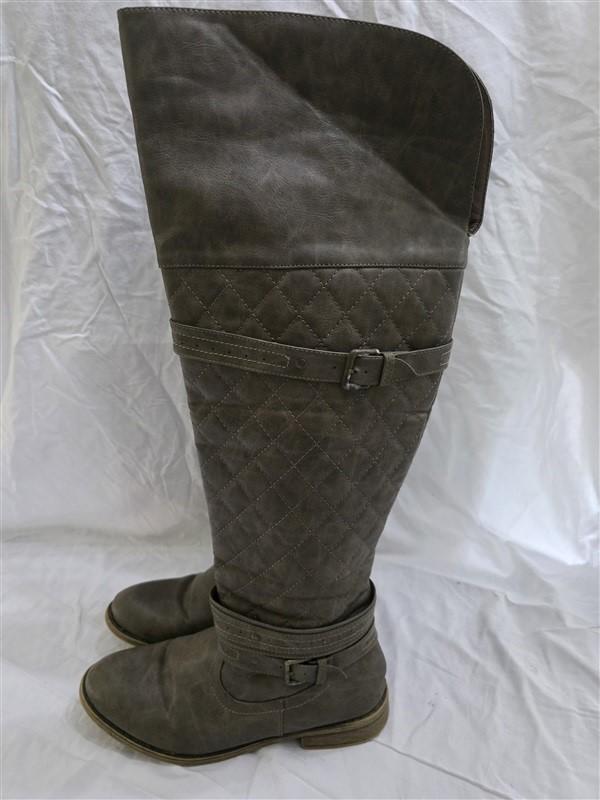 NWOT Just Fab 9.5 Titania Taupe Buckle Quilted Riding Boots 125693