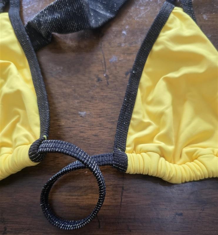NWOT Pilyq M Yellow & Black Triangle Top Bikini Swim 125756