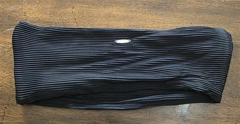 NWOT Seafolly 4 USA Active Tube Bandeau Bikini Top Ribbed Black 125764
