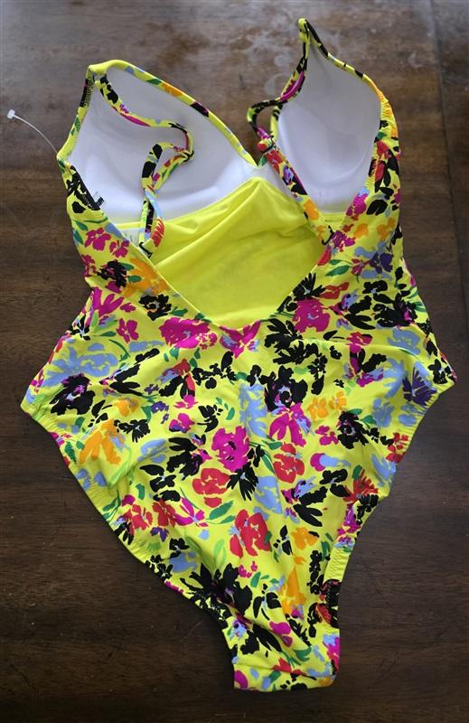 NWOT Bar III L Yellow Floral Chic 1Pc Swimsuit 125770