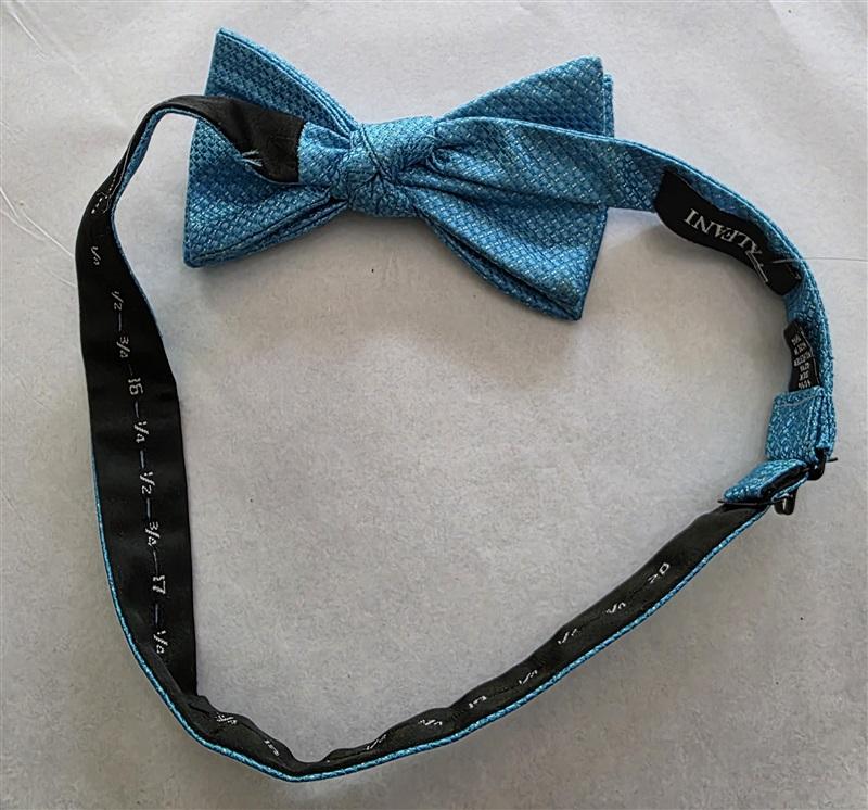NWOT Alfani Aqua Blue Squares Sateen Solid Pre-Tied Bow Ties 125780